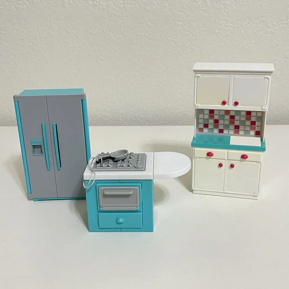 Toys R Us You & Me Happy Together Doll Figures and Dollhouse Furniture Lot FLAWS